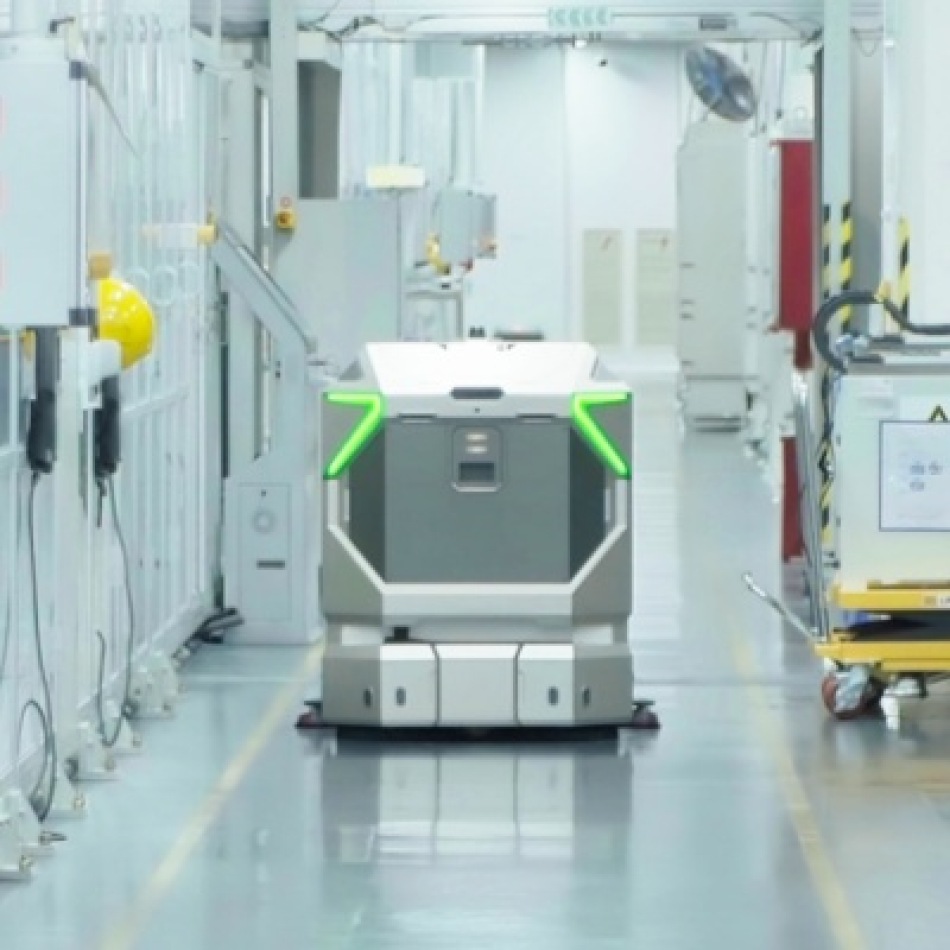 SIASUN QD750F Autonomous Floor Scrubber and Sweeper